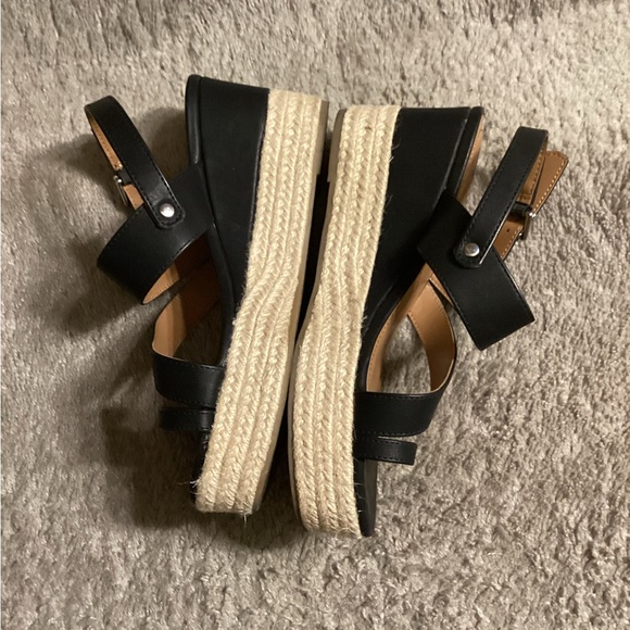 Black Sandals - Picture 3 of 3